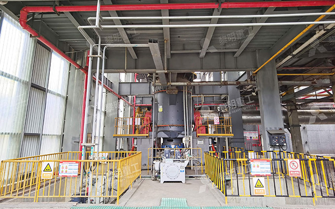 Molino para coque de petróleo y coque de alquitrán en producción de ánodos de carbono para aluminio